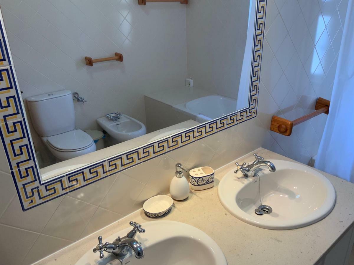Guest House Alfarrobeiras Albufeira Extérieur photo