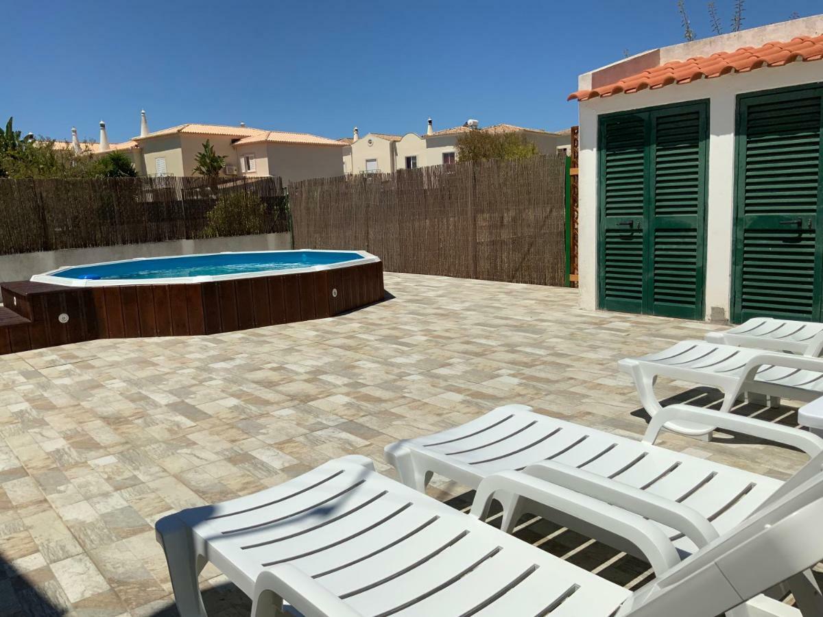 Guest House Alfarrobeiras Albufeira Extérieur photo